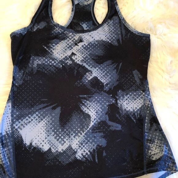 Athleta‎ Blue Tank Small Excellent Condition - Picture 2 of 4